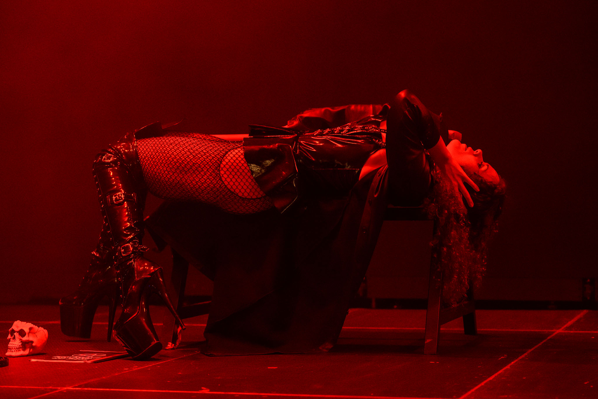 E1 (9)